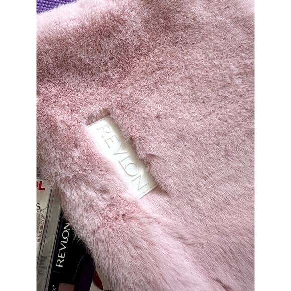 New Makeup Lot Revlon: Lip Liner, Mascara, Eyeshadow, eyeliner, lipstick, mist - Picture 5 of 6